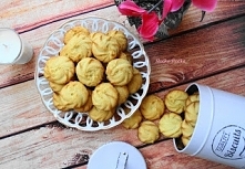 Tak,tak to nie pomyłka,ciasteczka na bazie majonezu,jak dla mnie rewelacja,rozpływają się w ustach,kruchutkie idealne do maczania w porannej kawie :-) Przepis po kliknięciu w zd...