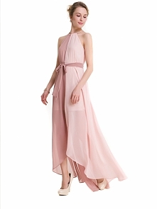 Zjawiskowa, dwukolorowa suknia o asymetrycznym fasonie. Spód jest mini, a wierzch sięga aż do ziemi. Idealna sukienka na wesele! Kliknij w zdjęcie i zobacz, gdzie ją kupić ;)