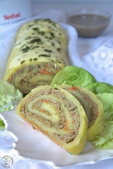 ROLADA ZIEMNIACZANA Z MIĘSEM