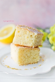 SZWEDZKIE CIASTO MAZARYNKOWE
CIASTO CYTRYNOWO - MIGDAŁOWE