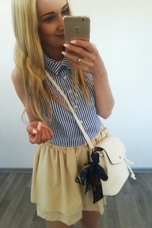 Koszulka w Paski 49,-
Spódnice Nude 89,-
PLecak/ Torebka 49,-
Apaszka 15,-