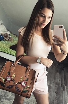 Delikatnie i kobieco od nounours z 25 kwietnia - najlepsze stylizacje i ciuszki