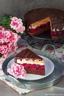 Serowy torcik kawowo malinowy