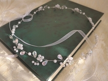 Piękny wianuszek do włosów na ślub i inne okazje