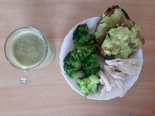 śniadanko i matcha latte