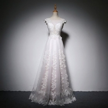 Eleganckie Białe Różowy Perłowy Sukienki Wieczorowe 2018 Princessa Z Koronki Aplikacje Wycięciem Bez Pleców Bez Rękawów Długie Sukienki Wizytowe