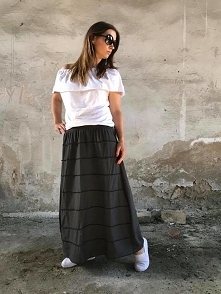 Szara spódnica