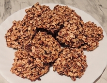 FIT
Energetyczne ciacha owsiane | 9 WIELKICH sztuk | 


Wartości odżywcze (1szt):

Białko: 22g

Tłuszcze: 22g

Węglowodany:  50g

Kalorie: 486

Składniki:

– 200g płatków owsian...