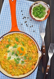 Pieczona jaglanka z jajkiem