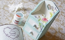 Skrzyneczka ozdobiona metoda decoupage. Kliknij na zdjęcie i sprawdź jak to zrobić 

HAART blog DIY