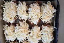 Udka zapiekane w sosie tatarskim z porem