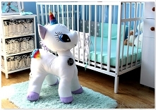 Biały jednorożec z tęczowym rogiem. Komu jeszcze się taki marzy? Chętnie wykonam drugiego :)