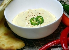 Dip majonezowo-miodowy

Wspaniały do ryżu, shoarmy, grilla, frytek


    4 łyżki majonezu
    1 łyżka śmietany 18% lub jogurtu naturalnego
    1,5 łyżeczki miodu
    1 łyżeczka ...