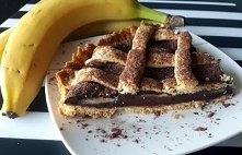 TARTA CZEKOLADOWA Z BANANAMI