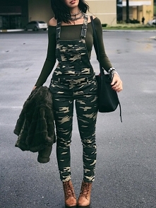 Stylish Camouflage Pocket Front Overalls
Rozmiar: S, M, L, XL
Kolor: Multicolor