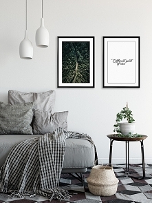 Dwa plakaty - Different point