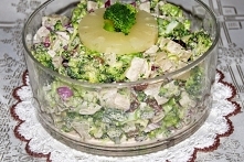 Sałatka brokułowa