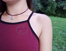 Nie dość, że uszyłam sobie top widoczny na zdjęciu, to jeszcze zachciało mi się własnoręcznie zrobić biżuterię z koralików! :)

Tak mnie poniosło, że przygotowałam instrukcje kr...