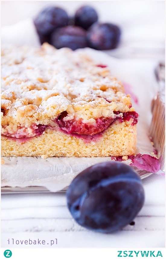 Ciasto kruche ze śliwkami