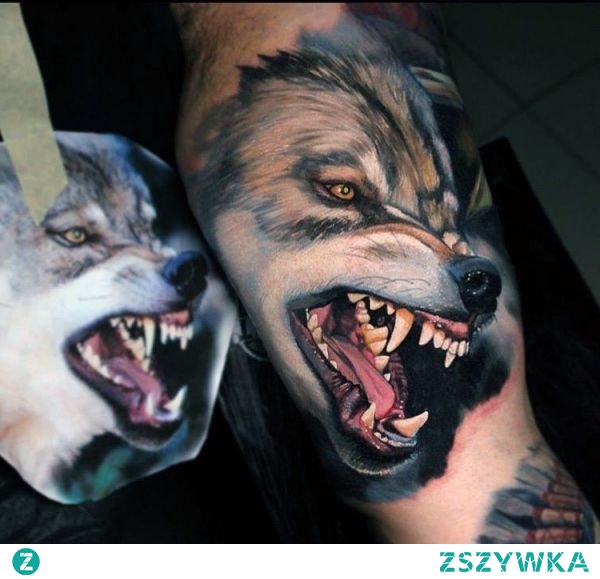 realistic wolf tattoo
