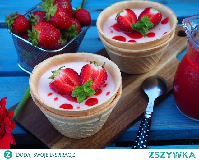 DESER W STYLU PANA COTTA