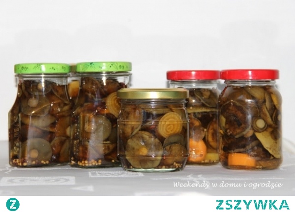 Grzybki marynowane (2 sposoby)