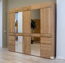 Elegancka dębowa szafa z lustrem Ottawa od MMI Sleeping
