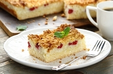 ciasto kokosowe z malinami