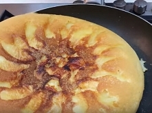 szybka szarlotka z patelni