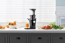 Dlaczego warto mieć w domu wyciskarkę Hurom H100 ?