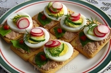 Składniki
krakersy 1/2 opak...