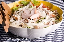 Sałatka z piersi indyka