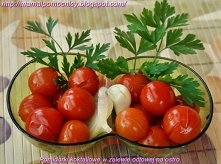 Pomidorki koktajlowe w zalewie octowej na ostro