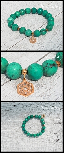 Piękna propozycja od MoonsFactory na każdą okazję. Spraw przyjemność sobie lub bliskim. Bransoletka w kolorze turkusowym z zawieszką z pozłacanego srebra 925. Więcej na moonsfac...