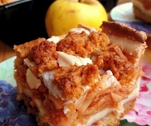 Szarlotka z budyniem i bezą / Apple, Pudding and Meringue Shortcake