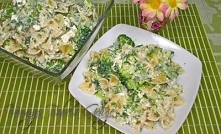 Sałatka z brokułem, makaron...