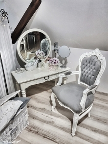 toaletka sypialnia krzesło ludwik wnętrza dodatki