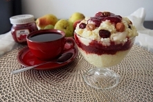 Deser jaglany z gruszką