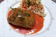 GOŁĄBKI TRADYCYJNE Z RYŻEM I MIĘSEM