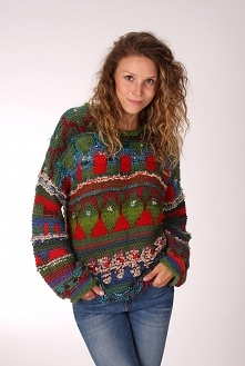 Unikatowy sweter z wełny.