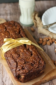 Pełnoziarnisty, otrębowy banana bread