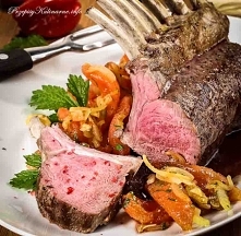 Pieczony mostek jagnięcy