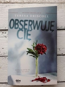 Kiedy Elle Longfield spotyka w pociągu dwóch młodych mężczyzn rozmawiających z nastoletnimi dziewczynami, nie widzi w tym nic niepokojącego, dopóki nie dowiaduje się, że właśnie...