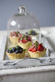 babeczki kokosowe z truskawkami