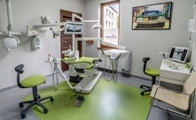 Skaling piaskowanie fluoryzacja każdy zabieg profilaktyczny wykonasz w naszym gabinecie. Zapraszamy !