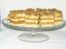 Orzechowiec z jabłkami