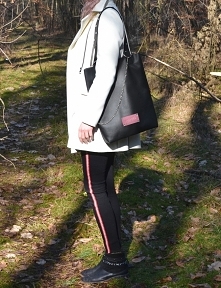 Skórzany worek z łańcuchem_modeMania