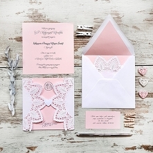 Zaproszenie komunijne Koronkowy Kwiat RÓŻOWE
Urocze zaproszenie z motywem koronki jest hitem tegorocznym trendów komunijnych!