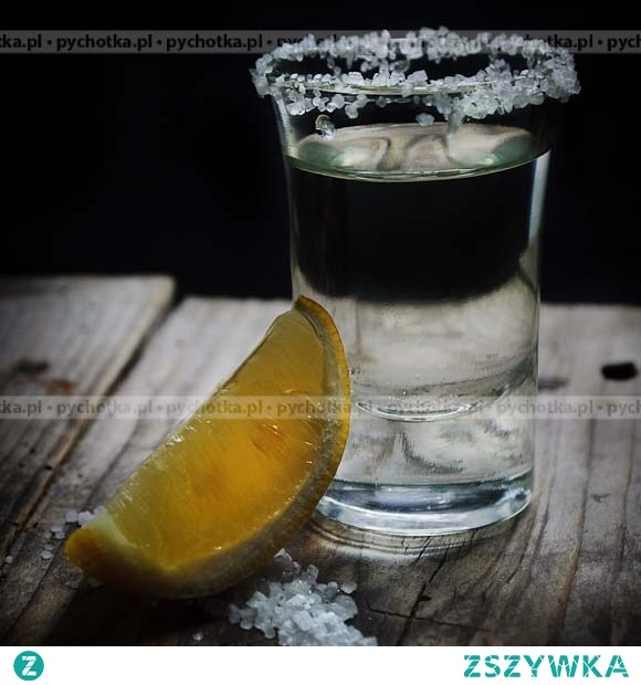 Woda z cytryną
