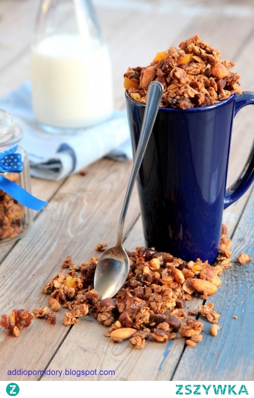 Granola świąteczna